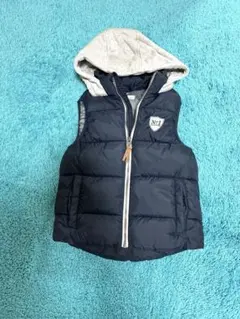 H &Mネイビー ダウンベスト フード付き 120cm