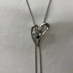 ハート型ペンダント ロングネックレス