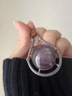 シルバーペンダントアンティーク　天然石　紫ストーン