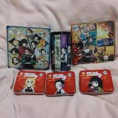 鬼滅の刃　お菓子の缶　まとめ売り