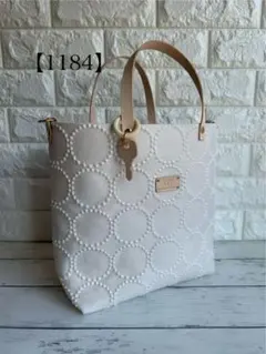 Item thumbnail for item 67da2393-13a1-492e-8e10-502500444b3a