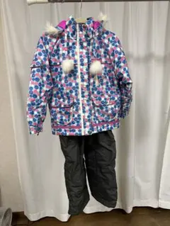 子供用 スキーウェア 上下セット 水玉模様　可愛い