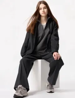 ユニクロ　ブラッシュドジャージーワイドパンツ　ダークグレー　M