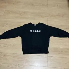黒のHELLOプリントトレーナーのサムネイル