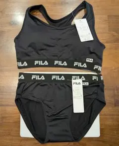 新品未使用 FILA ハーフトップ 上下セット ブラック M
