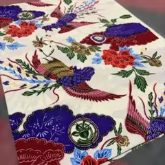 琉球紅型　花と鳥の模様の和風布地