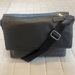 2025年最新】COACH メッセンジャーの人気アイテム - メルカリ