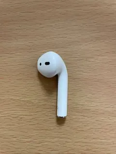 Apple AirPods エアーポッツ　第二世代　右耳イヤホンのみ