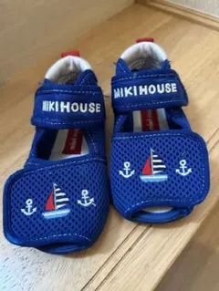 Item thumbnail for item 3c6ae9aa-e287-44f2-ab27-8699078b9bef