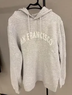 大人気A.P.C. のスウェットパーカー Lサイズ