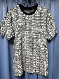 総柄 Tシャツ