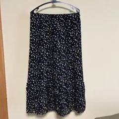 レリアン♦︎ドット柄 フレアロングスカート フリルデザインのサムネイル