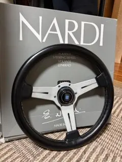 NARDI ナルディ ステアリング ハンドル 33パイのサムネイル