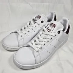 Item thumbnail for item 550a501b-9c6a-46f7-aa04-cbbcef43a9f3