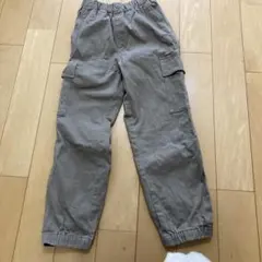 UNIQLO ベージュカーゴパンツ
