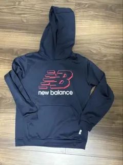 new balance ネイビー パーカー 140サイズ