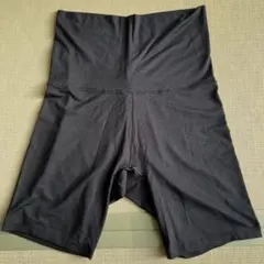 ヒートテックウエストウォームショートパンツ　L　ブラック