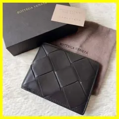 BOTTEGA VENETA 二つ折り財布 マキシイントレチャート ブラウンのサムネイル