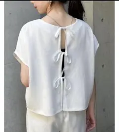 Re:EDIT❤︎前後２ウェイ⭐︎サマーツイードトップス白⭐︎超美品！のサムネイル