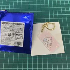 すみっコぐらしカフェ　限定　アクリルキーホルダー　ランダム　しろくま