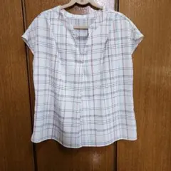 チェック柄 半袖ブラウス パール付きのサムネイル