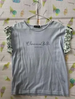 BeBe Tシャツ（140cm）のサムネイル