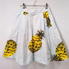MSGM✨️リゾートコレクション　ビッグシルエット パイナップル柄　膝丈スカートのサムネイル