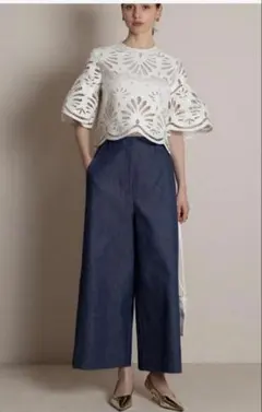 新品・タグ付き　Heve Elegant Line Denim blue 2026年最新】HEVE パンツの人気アイテム - メルカリ