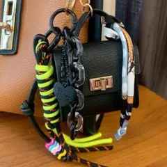 FENDI キャラクターイヤホンジャックアクセサリー　非売品 FENDI キャラクターイヤホンジャックアクセサリー 非売品 - メルカリ