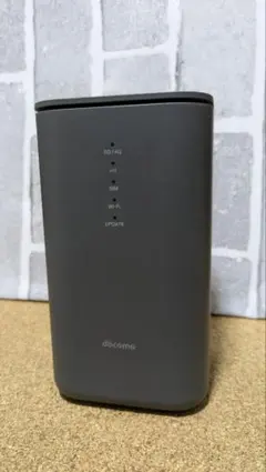 【美品】docomo home 5G HR02 本体　Wi-Fiルーター