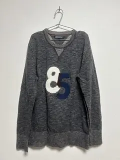 TOMMY HILFIGER グレー トレーナー
