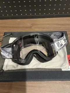 DICE SHOWDOWN 24-25 新品未使用 24-25モデル DICE SHOWDOWN ゴーグル ダイス 予約] 25-26 ゴーグル