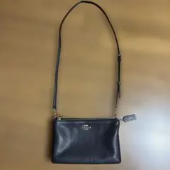 COACH ブラックレザー ショルダーバッグ