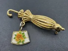 M4626 ブローチ　ヴィンテージ アクセサリー