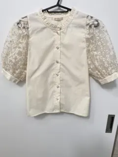 【即日発送】ems excite 花柄 刺繍チュール袖ブラウス パール レース