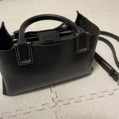 スクエアメタルトートバッグ　ブラックのサムネイル