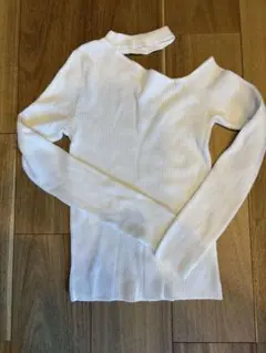 RESSEXY ホワイトワンショルニット