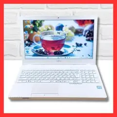 富士通 LIFEBOOK✨SSD256GB☆メモリ8GB☆Core i3 - メルカリ