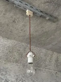 デッドストック！T18. フランスアンティーク ソケット ランプ 陶器