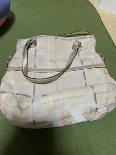 COACH シグネチャー チェック柄 ショルダーバッグ値下げ不可のサムネイル
