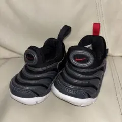 Nike ベビーシューズ ブラック/グレー/レッド