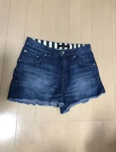 ページボーイ　デニムショートパンツのサムネイル
