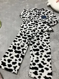 牛柄フリースパジャマ 130cm