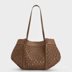 CHARLES & KEITH カルラ トートバッグ エスプレッソブラウン - メルカリ
