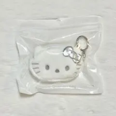 【新品】韓国限定 シルバー ハローキティ ミニポーチ