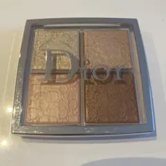 Dior バックステージ フェイスグロウパレット 002 Glitz