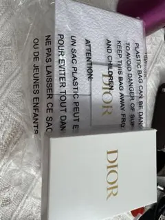 DIOR　バースデーギフト　ジャドール　クリスタル会員　トランプ