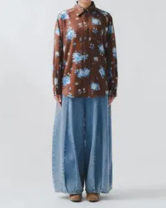美品】 ヘラルボニー ブロードレギュラーカラーシャツ「（無題）（青