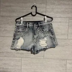 ◆forever21◆デニムショートパンツ スタッズ付きのサムネイル