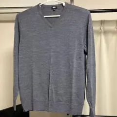 ユニクロ　グレー Vネック ニット　XL